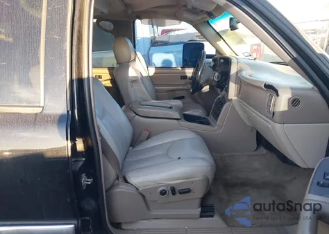 2004 GMC Yukon Xl 1500 Slt z USA, uszkodzony, nr VIN 3GKEC16Z94G228318